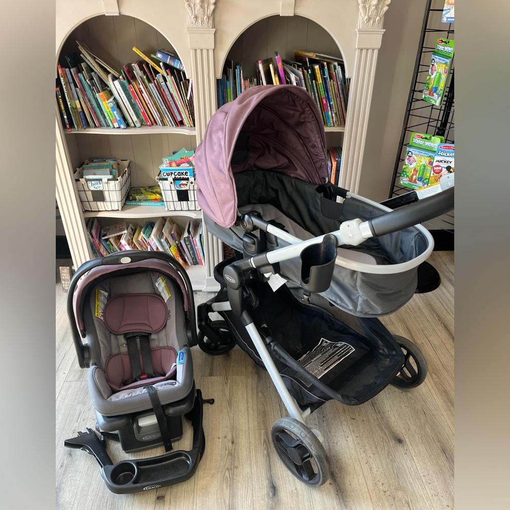 Graco Modes Nest Stroller and infant car seat travel